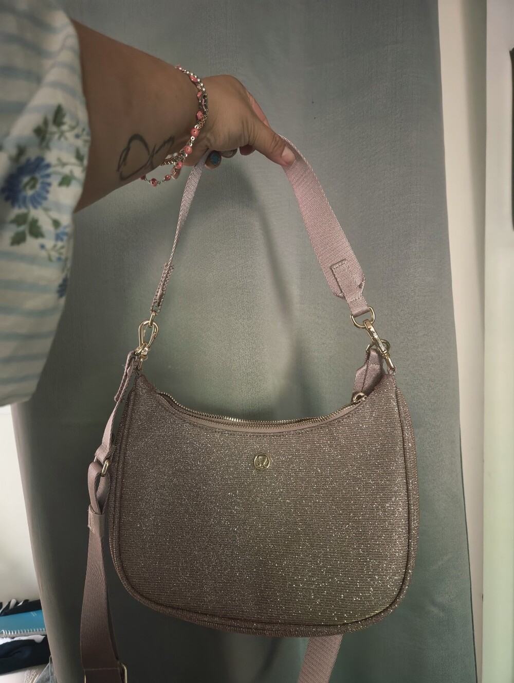 LULULEMON City Essentials Small Shoulder Bag 3L - Glitter Pink Champagne